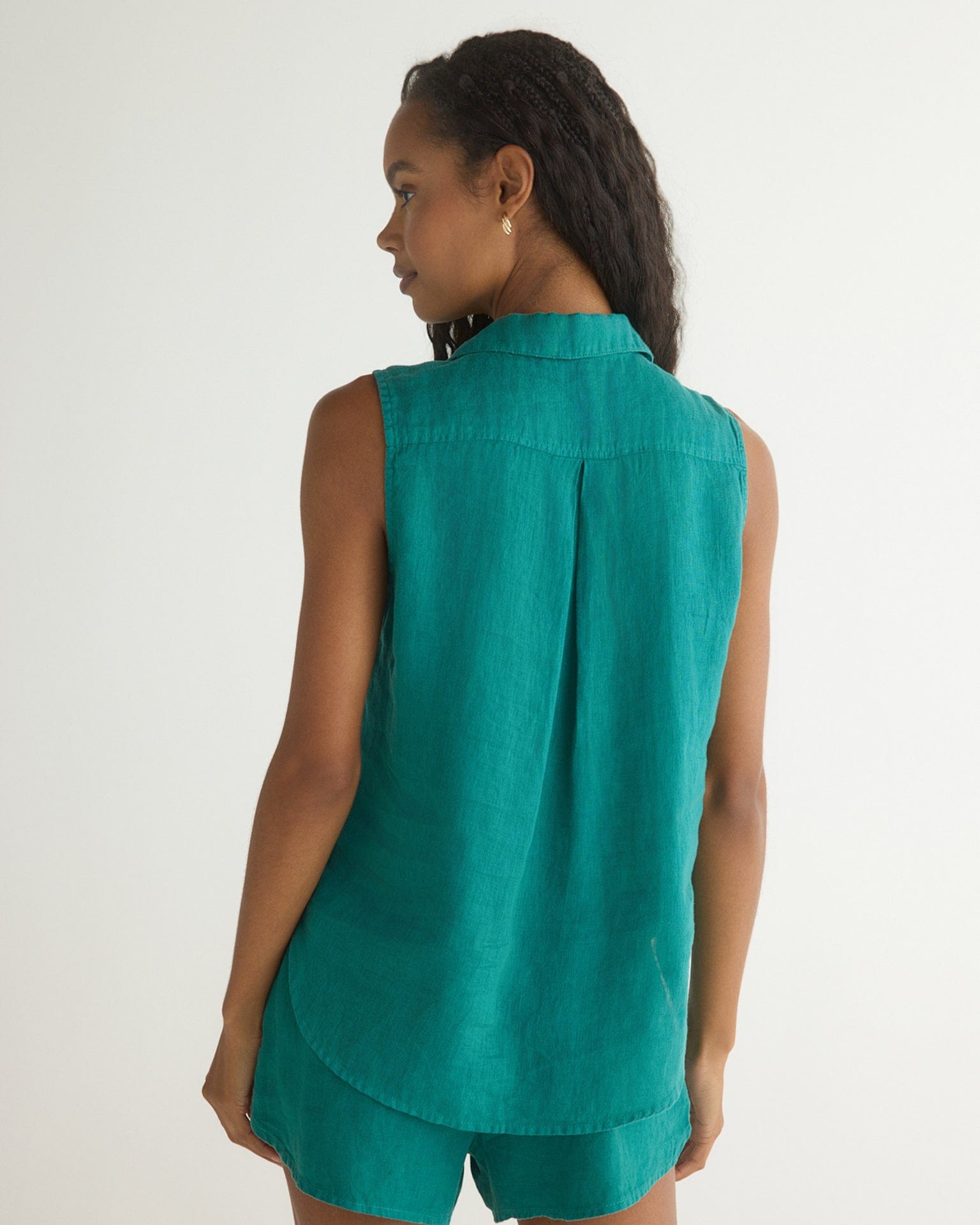 Bella Dahl Sleeveless Pullover in Teal Green