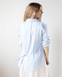 Bella Dahl Split Back Button Down in Clear Water