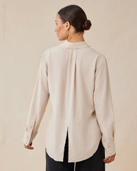 Bella Dahl Split Back Button Down in Linen Sand