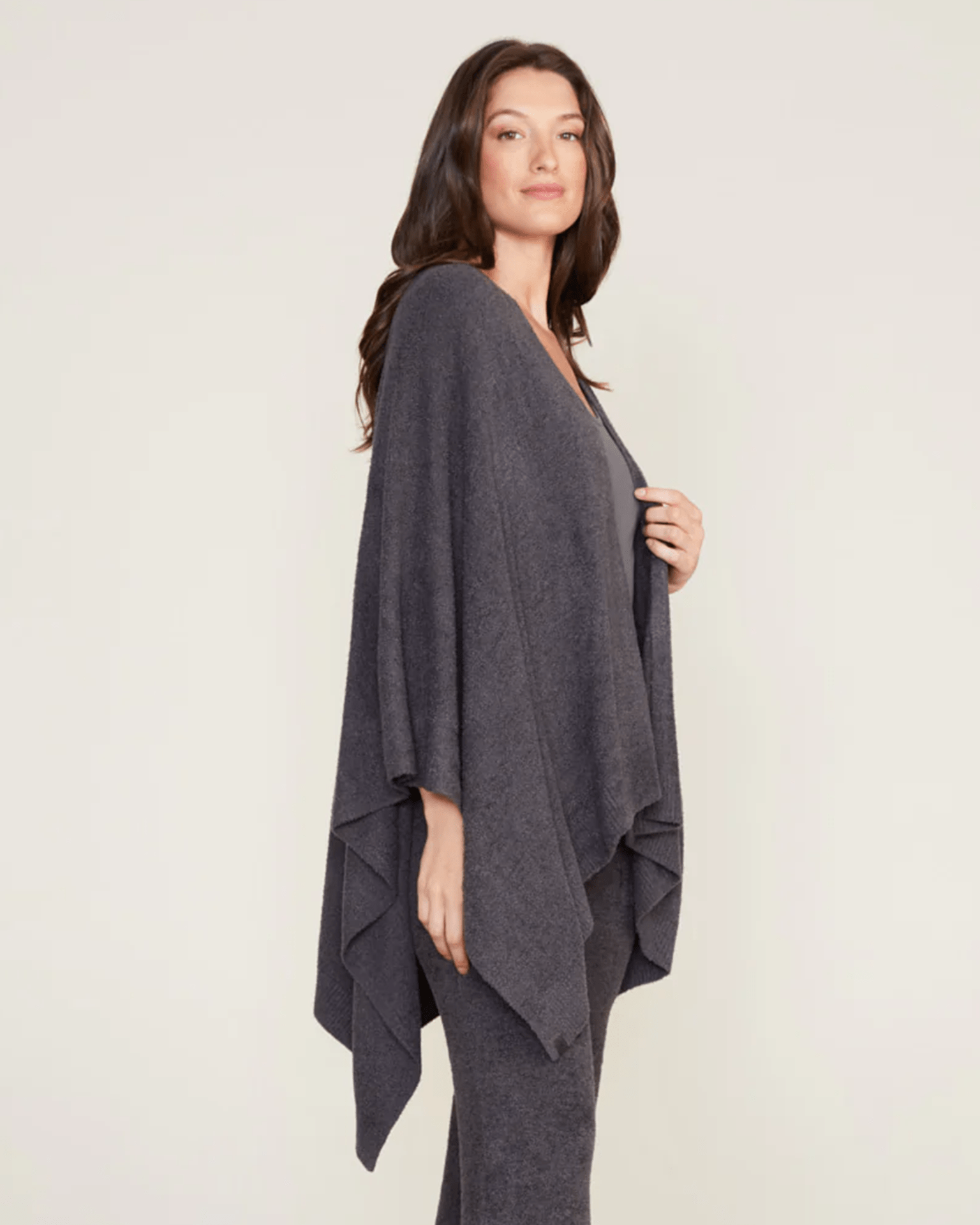 Barefoot Dreams CCL Heathered Weekend Wrap in Carbon