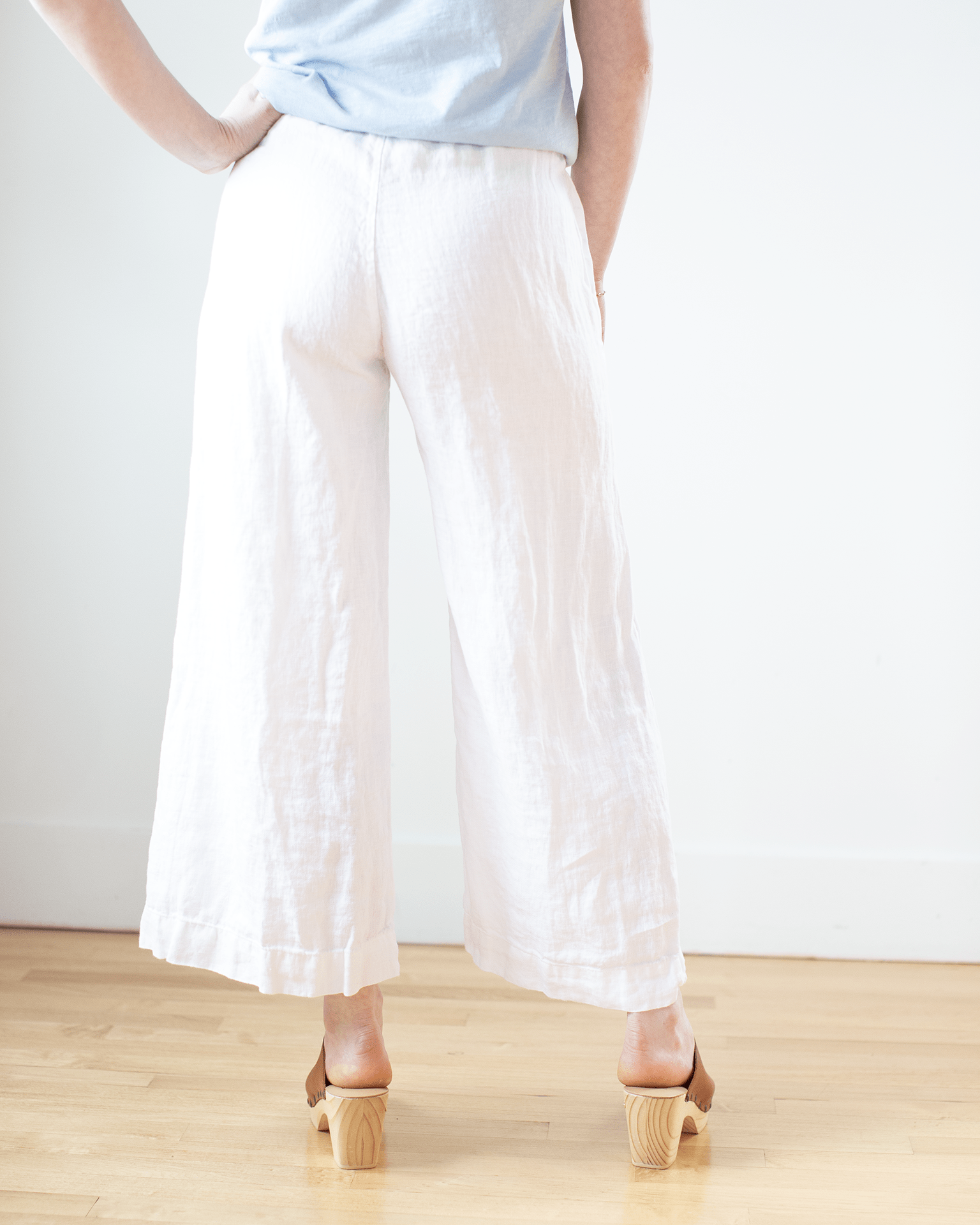 CP Shades Cropped Polly Pant in White HW Linen Twill