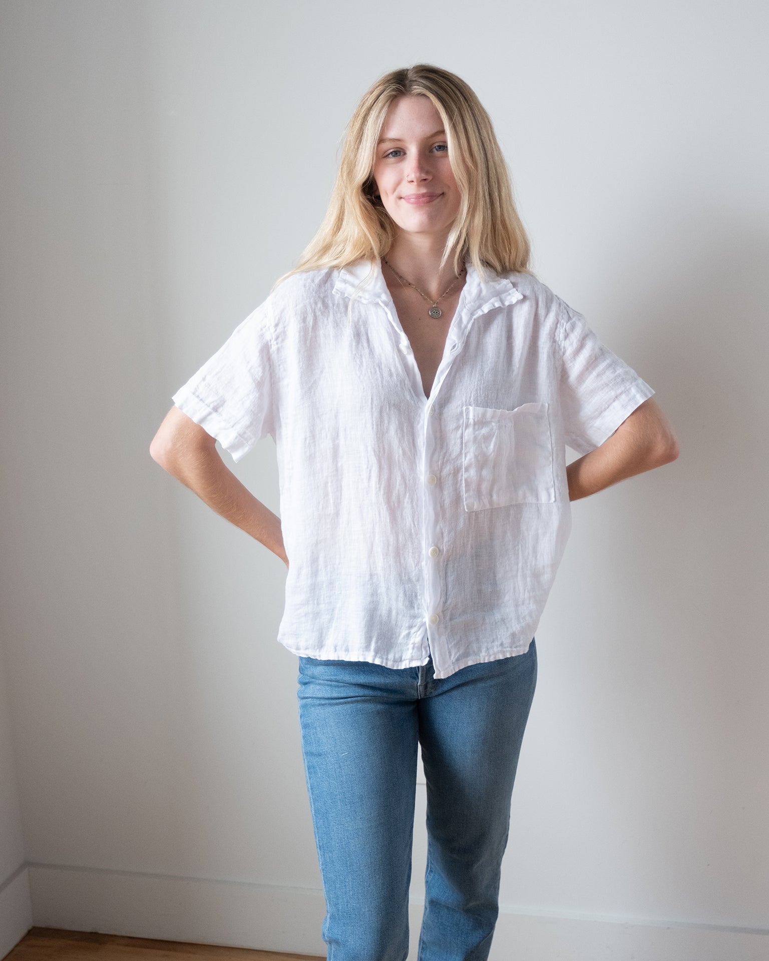 Nic Camp Shirt in White Linen