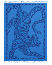 The Fouta 140 3D Mantra in Blue by Inoui Editions is a rectangular cotton throw featuring a dark blue outlined tiger with zebra-like stripes, framed by a border and finished with fringed edges.