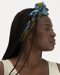 Inoui Editions Accessories Turquoise Square 65 Pampa in Turquoise