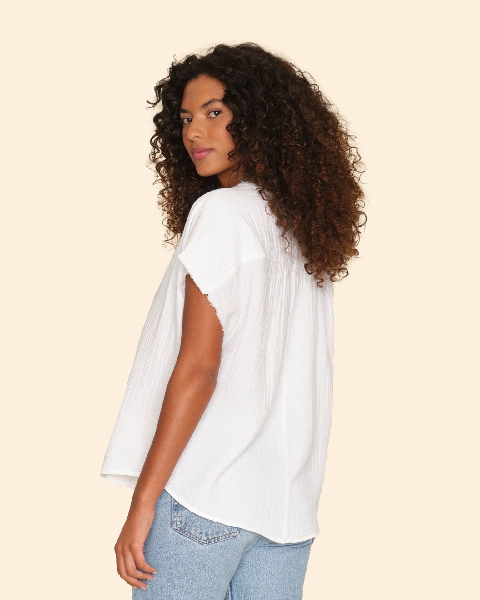XiRENA Kane Top in White