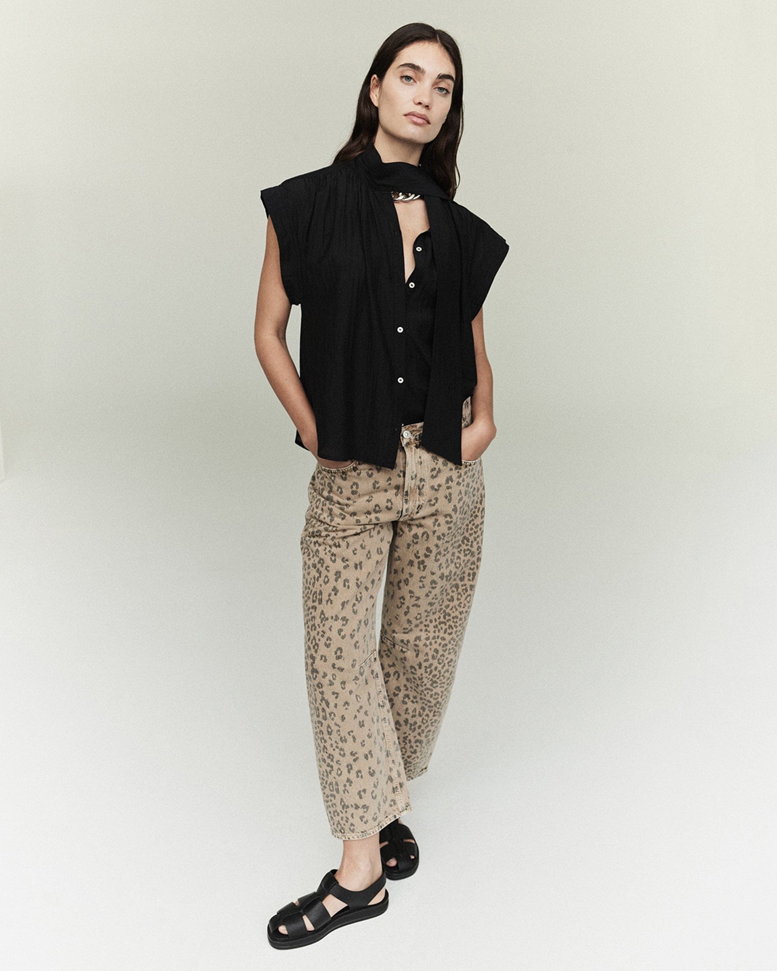 Citizens of Humanity Miro Relaxed Jean in Natural Cheetah