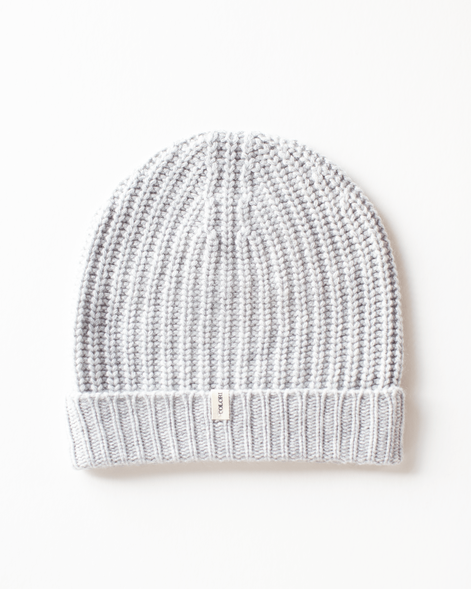 COLORI Ribbed Beanie in Shark