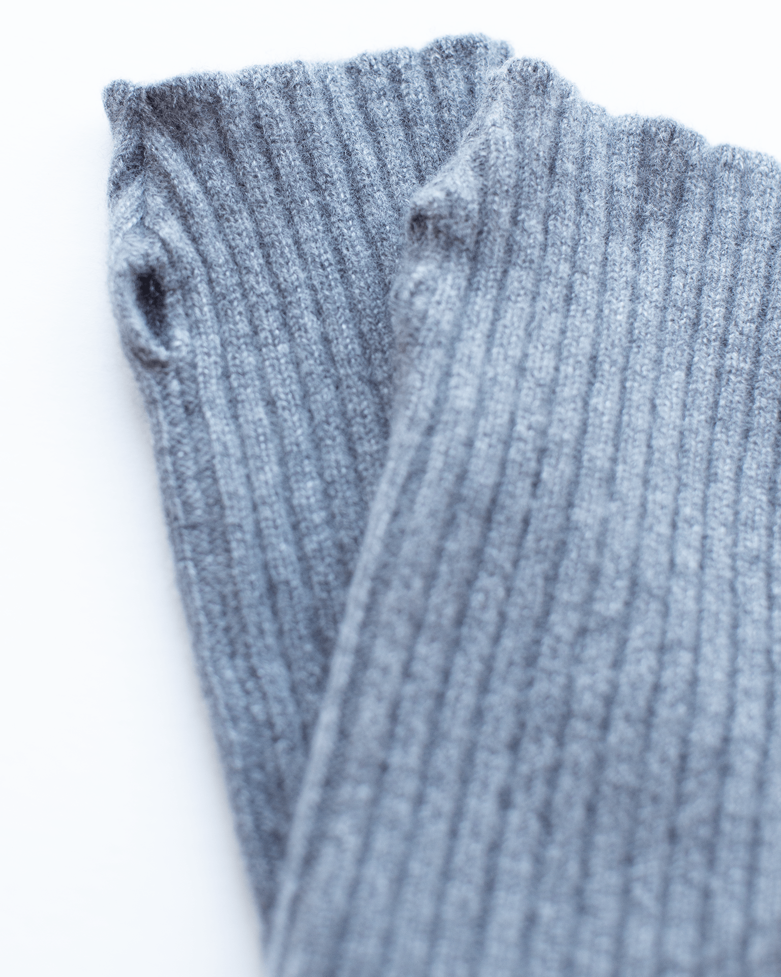 COLORI Wrist Warmer in Kensington