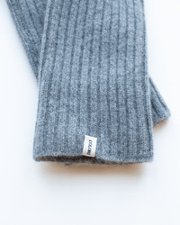 COLORI Wrist Warmer in Kensington