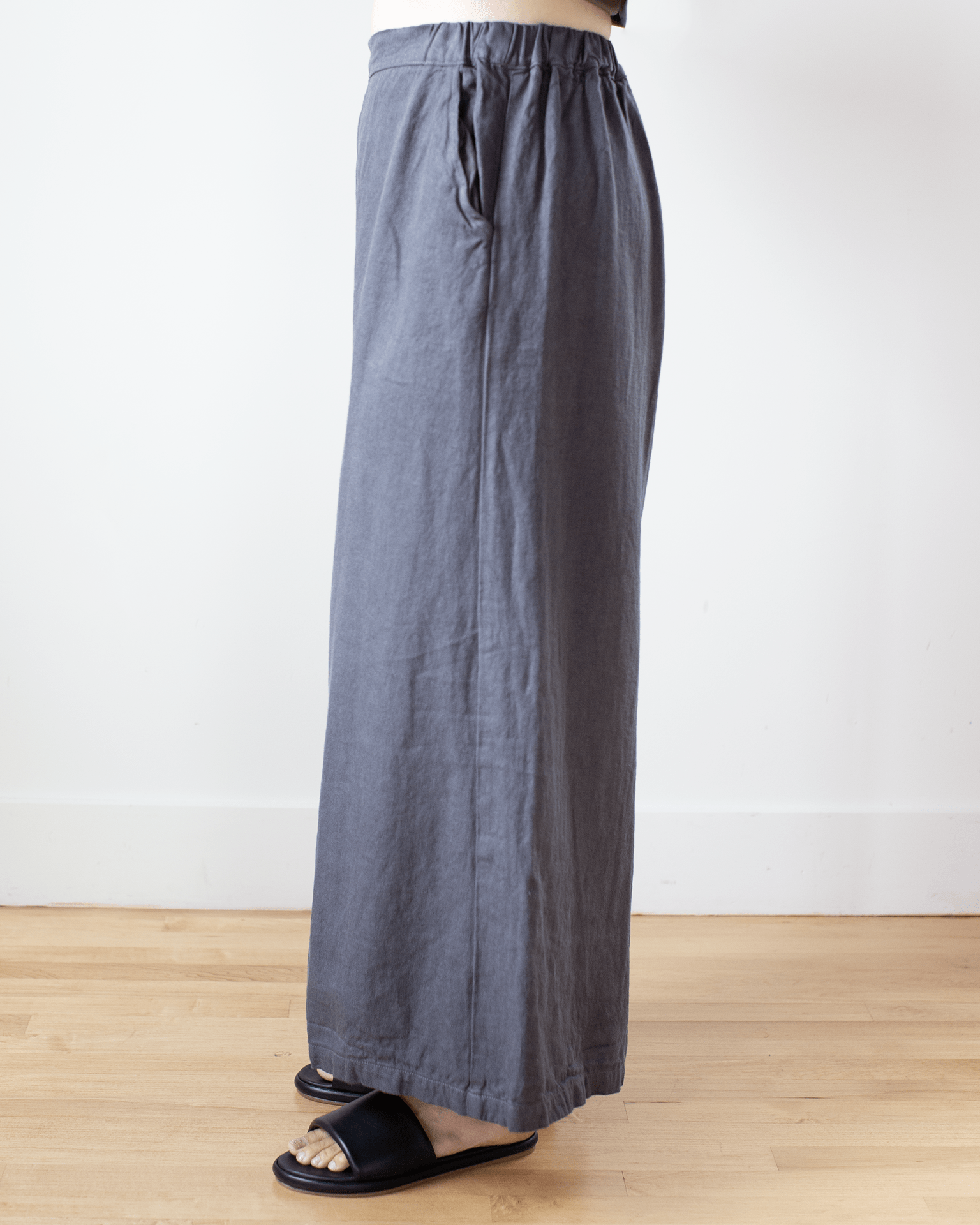 CP Shades Cropped Wendy Pant in Carbon Hemp Blend