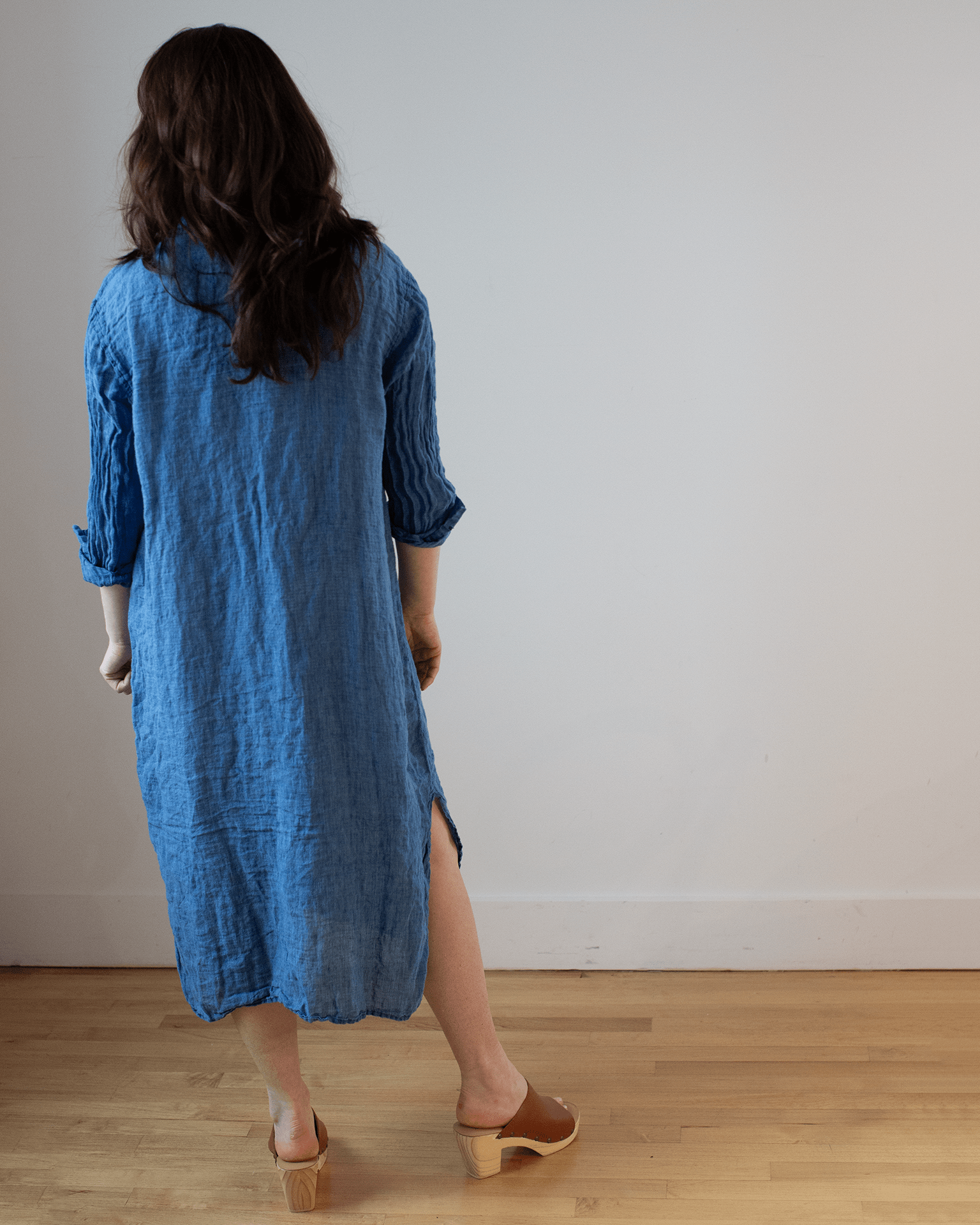 CP Shades Elle Boxy Indigo Linen Shirtdress w/ Large Chest Pocket in Bleach