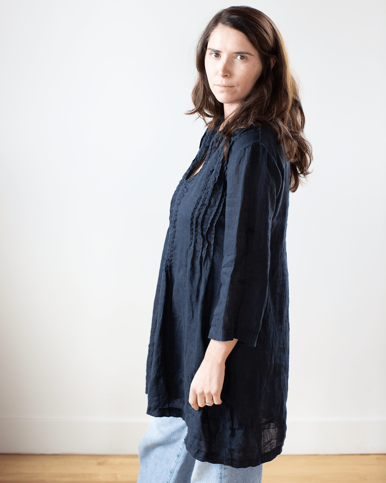 CP Shades Regina in Ink Linen