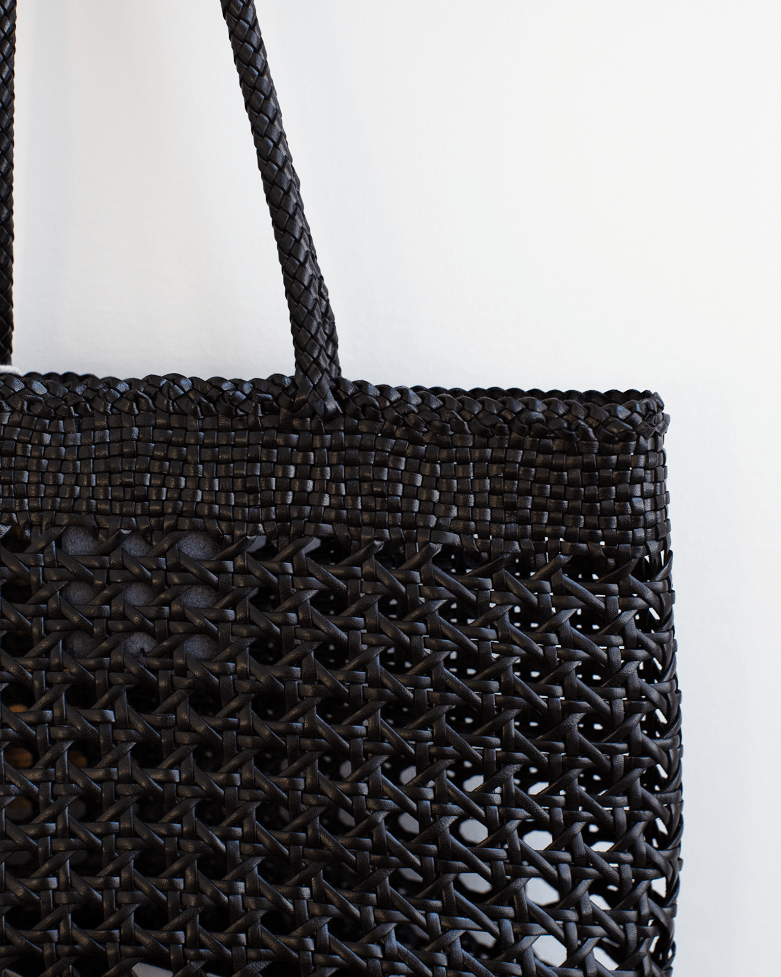 Dragon Diffusion Accessories Black Eclipse Bag in Black