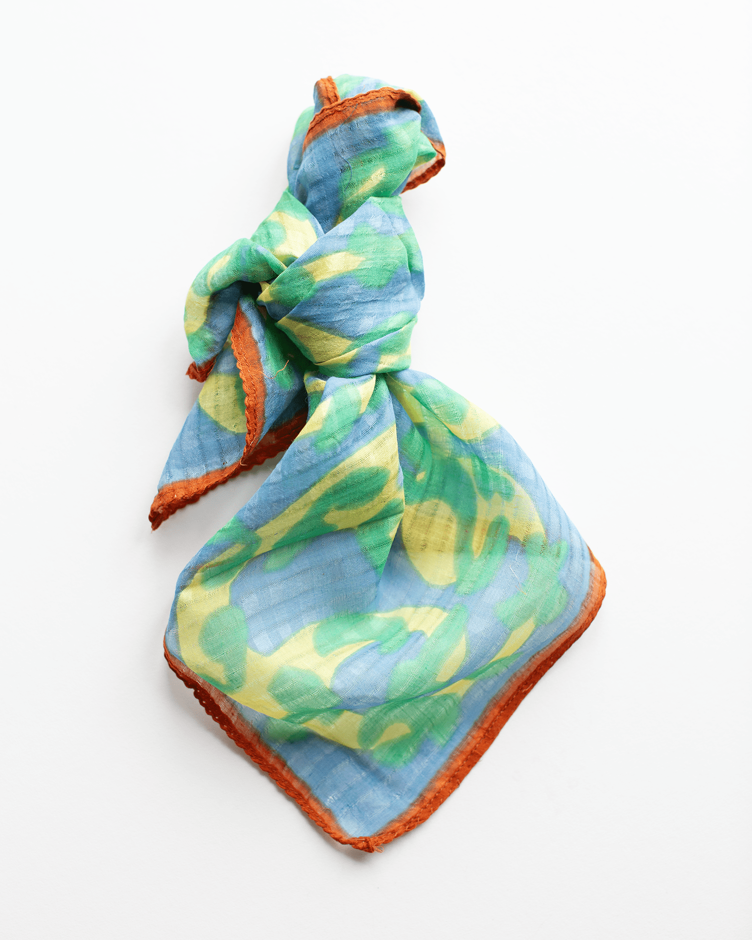 Épice Cttn/Silk Squiggle Bandana in Cornflower