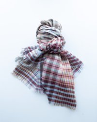Épice Plaid Wool Scarf in Roses