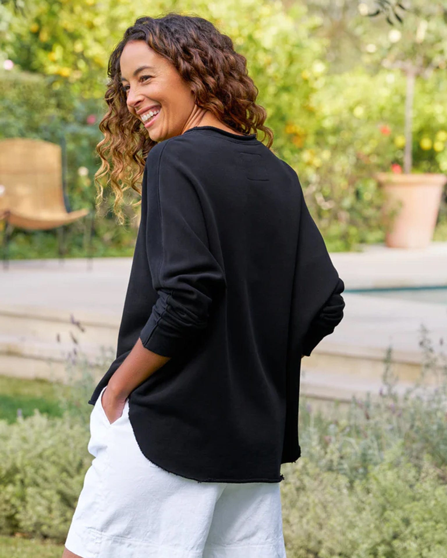 Frank & Eileen Anna Long Sleeve Capelet in Black