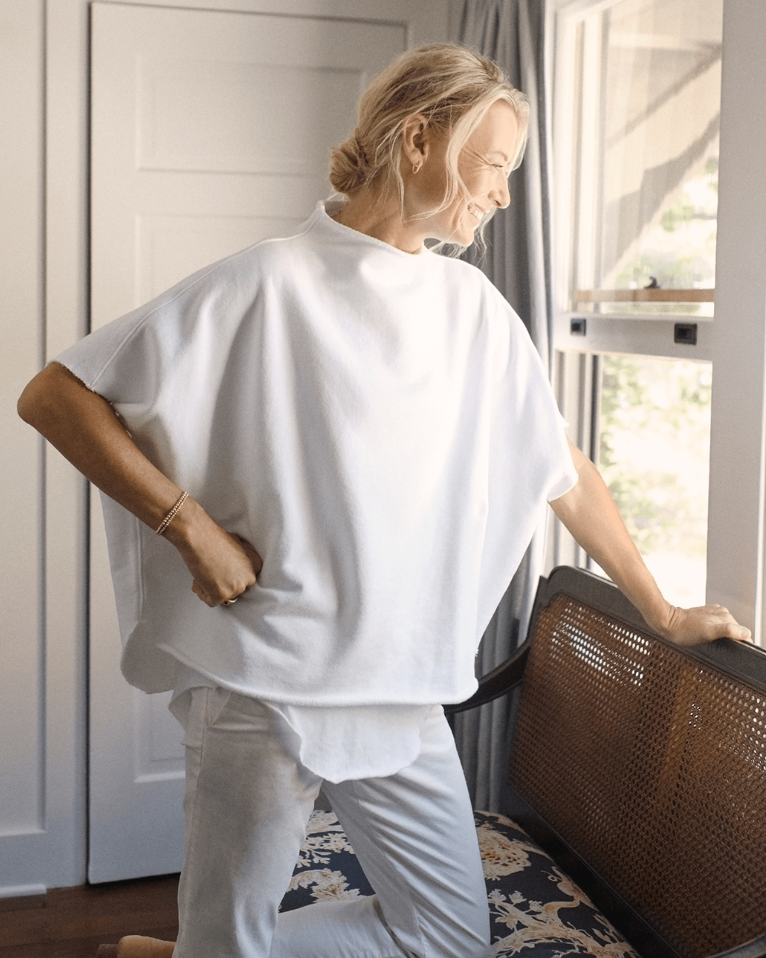 Frank & Eileen Audrey Funnel Neck Capelet in White