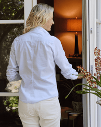 Frank & Eileen Barry Button Up in Shirting Blue