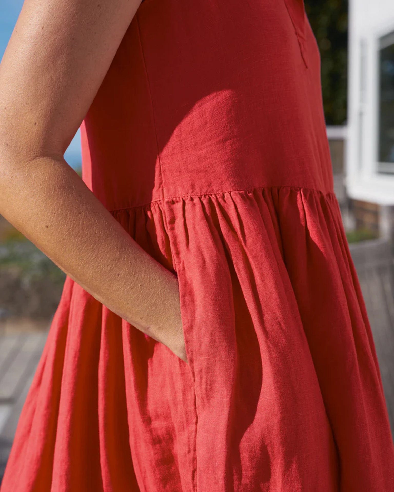 Frank & Eileen Daphne Popover Sleeveless Shirtdress in Nantucket Red