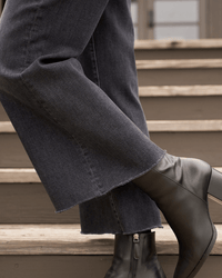 Frank & Eileen Galway Gaucho in 1981 Washed Black