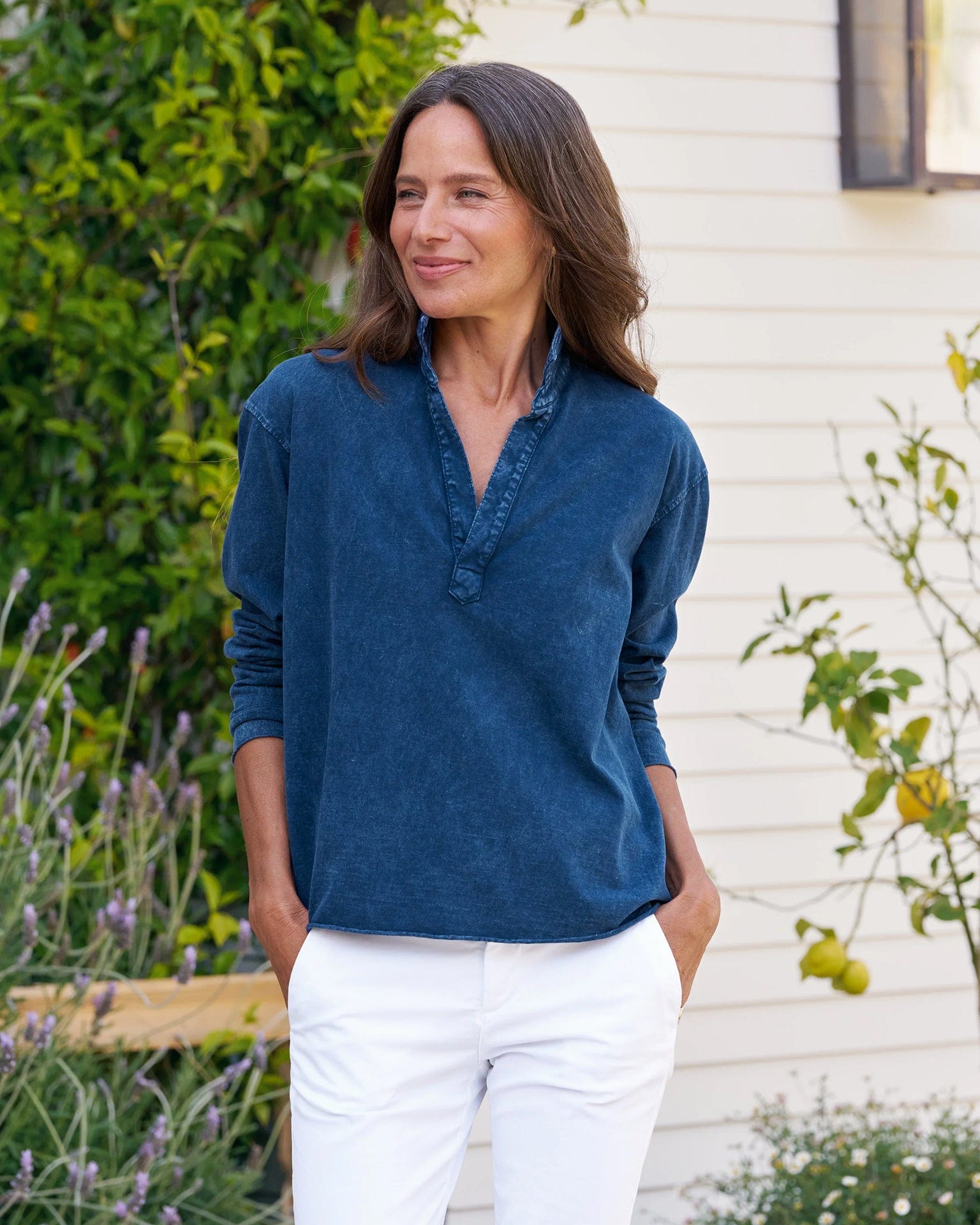 Frank & Eileen Patrick Popover Henley in Indigo Mineral Jersey