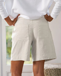 Frank & Eileen Waterford 7.5in Walking Shorts in Cement