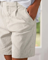 Frank & Eileen Waterford 7.5in Walking Shorts in Cement