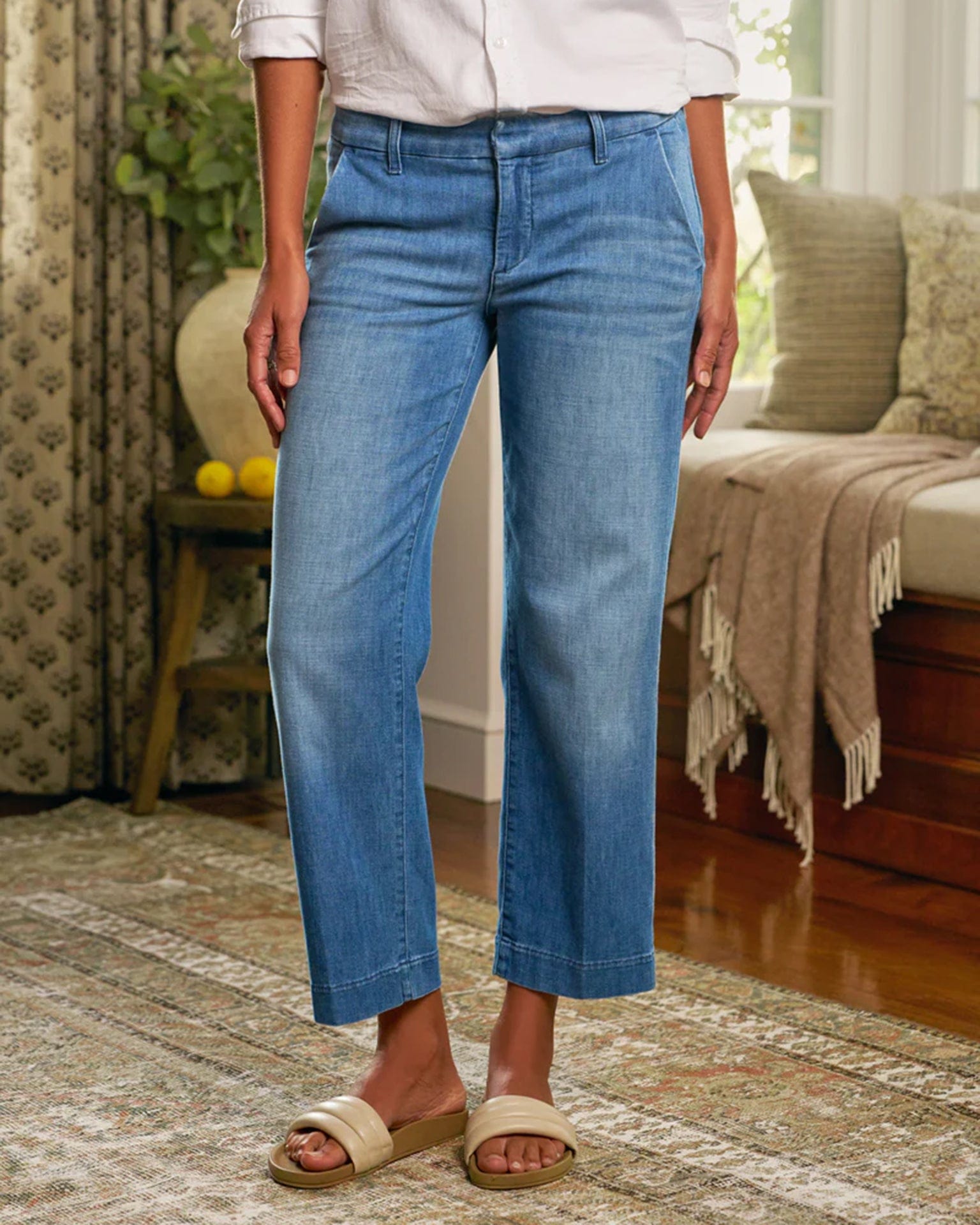 Frank & Eileen Westport Wide Leg Chino in 1968 Light Wash