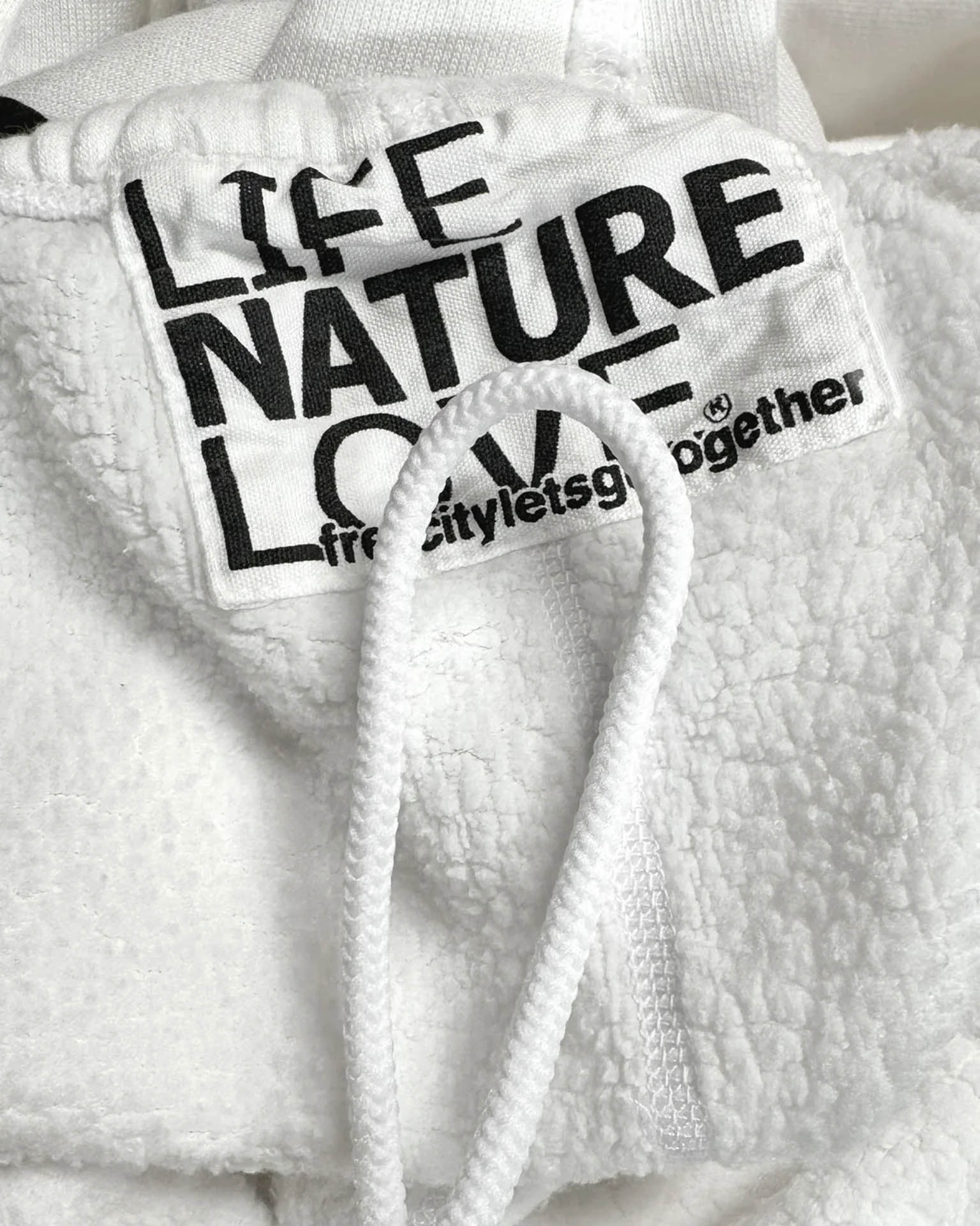 Free City Circa'99 OG LetsGo Oldschool Fluff Sweats in Superwhite