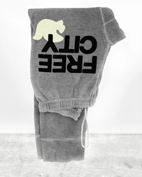 Free City Large 3/4 Sweats in Heather Cream