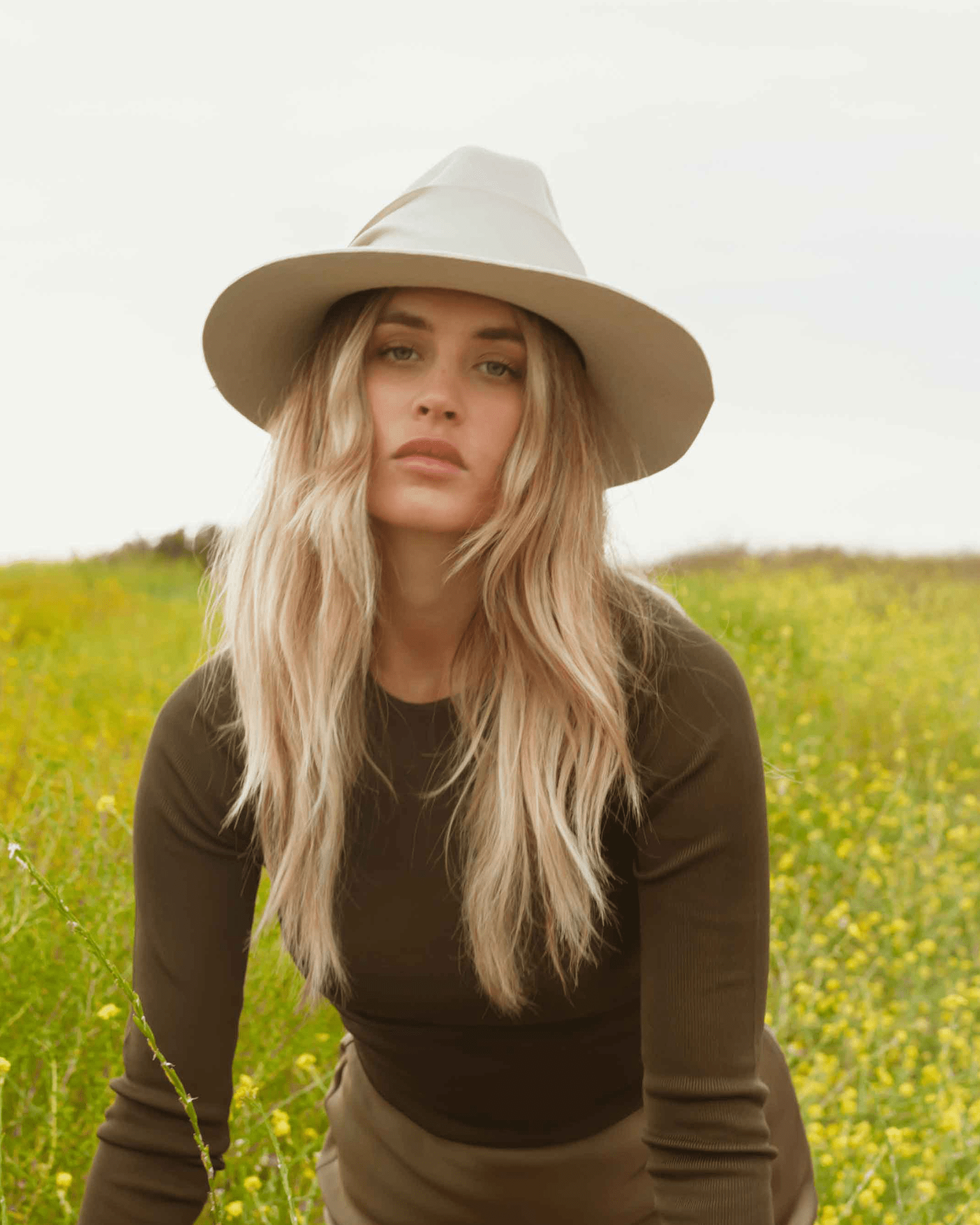 Freya Accessories Gardenia in Taupe