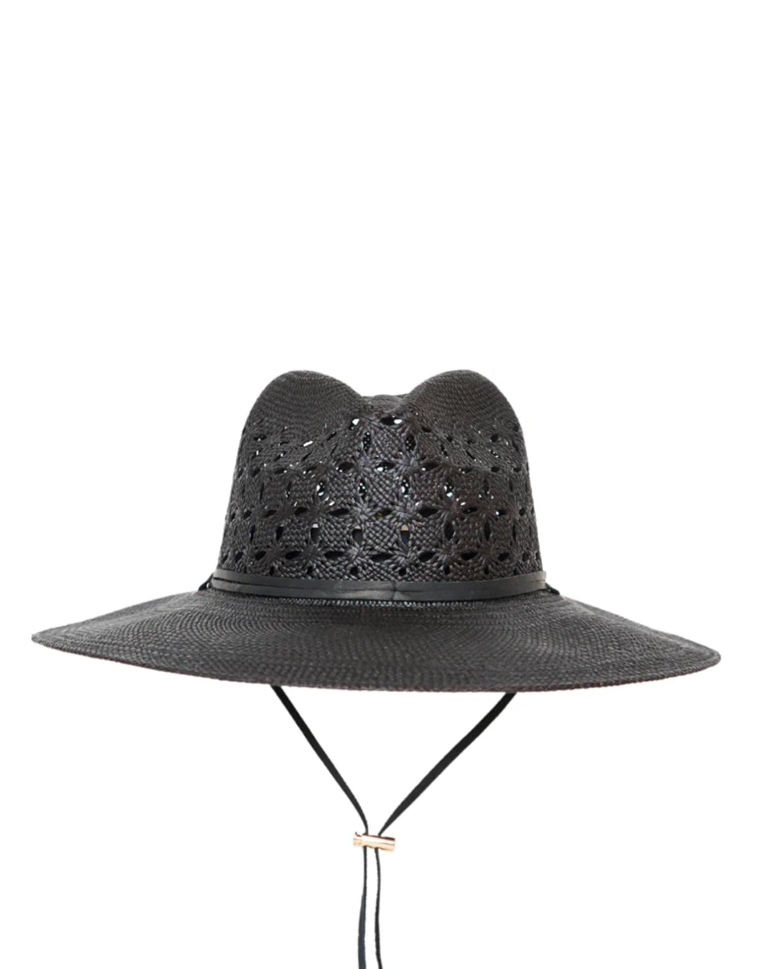 Freya Hawthorne in Black