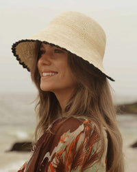 Freya Shell Crochet Bucket Bonnet in Natural/Black