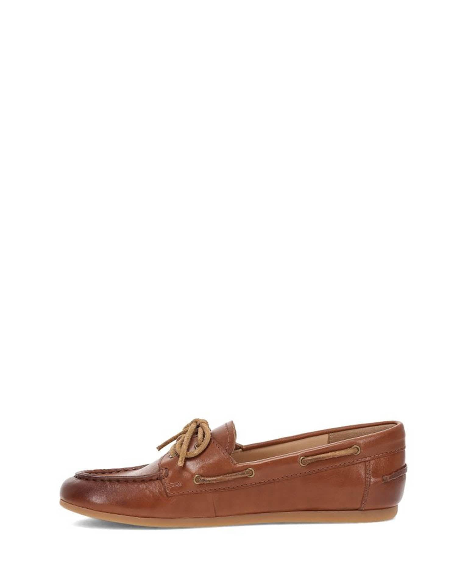 FRYE Naya Boat Shoe in Cinnamon