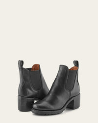 FRYE Sabrina Chelsea in Black