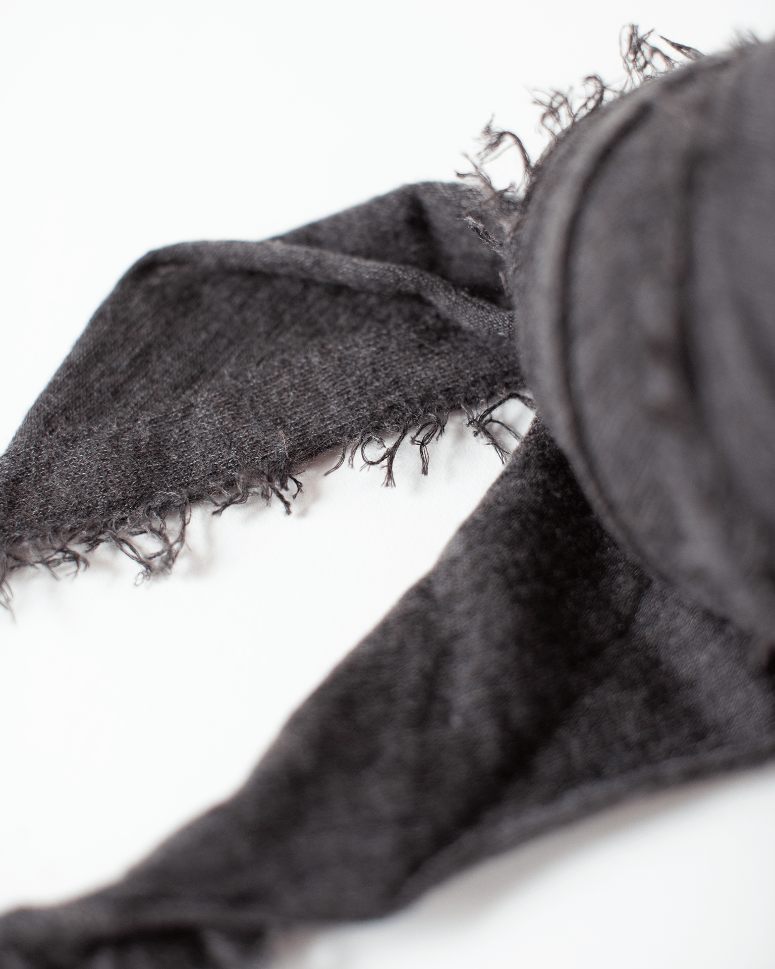 Grisal Love Cashmere Scarf in Black Coffee