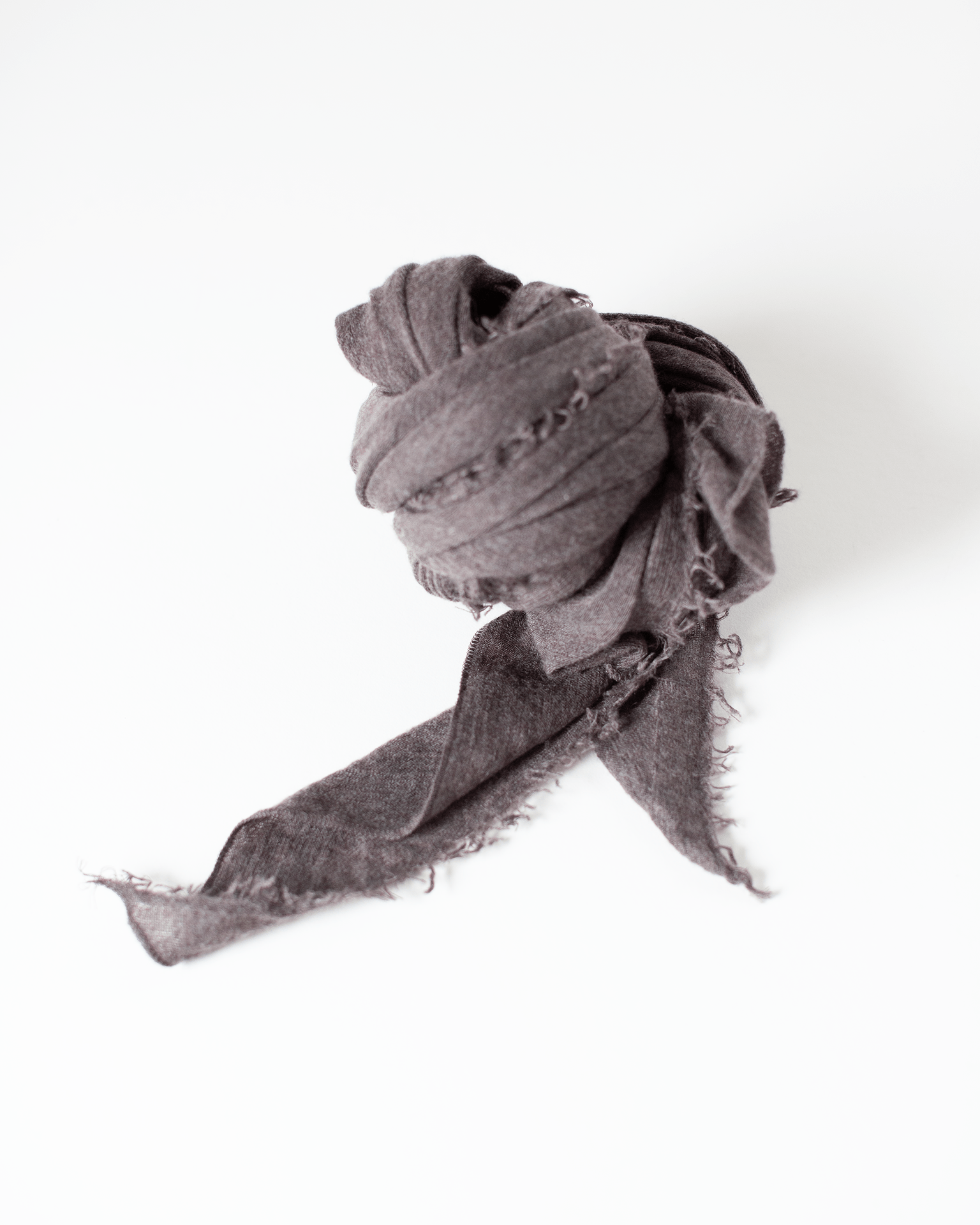 Grisal Love Cashmere Scarf in Brown Top