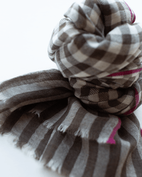 Hartford Vichy Checks Scarf in Dark Brown