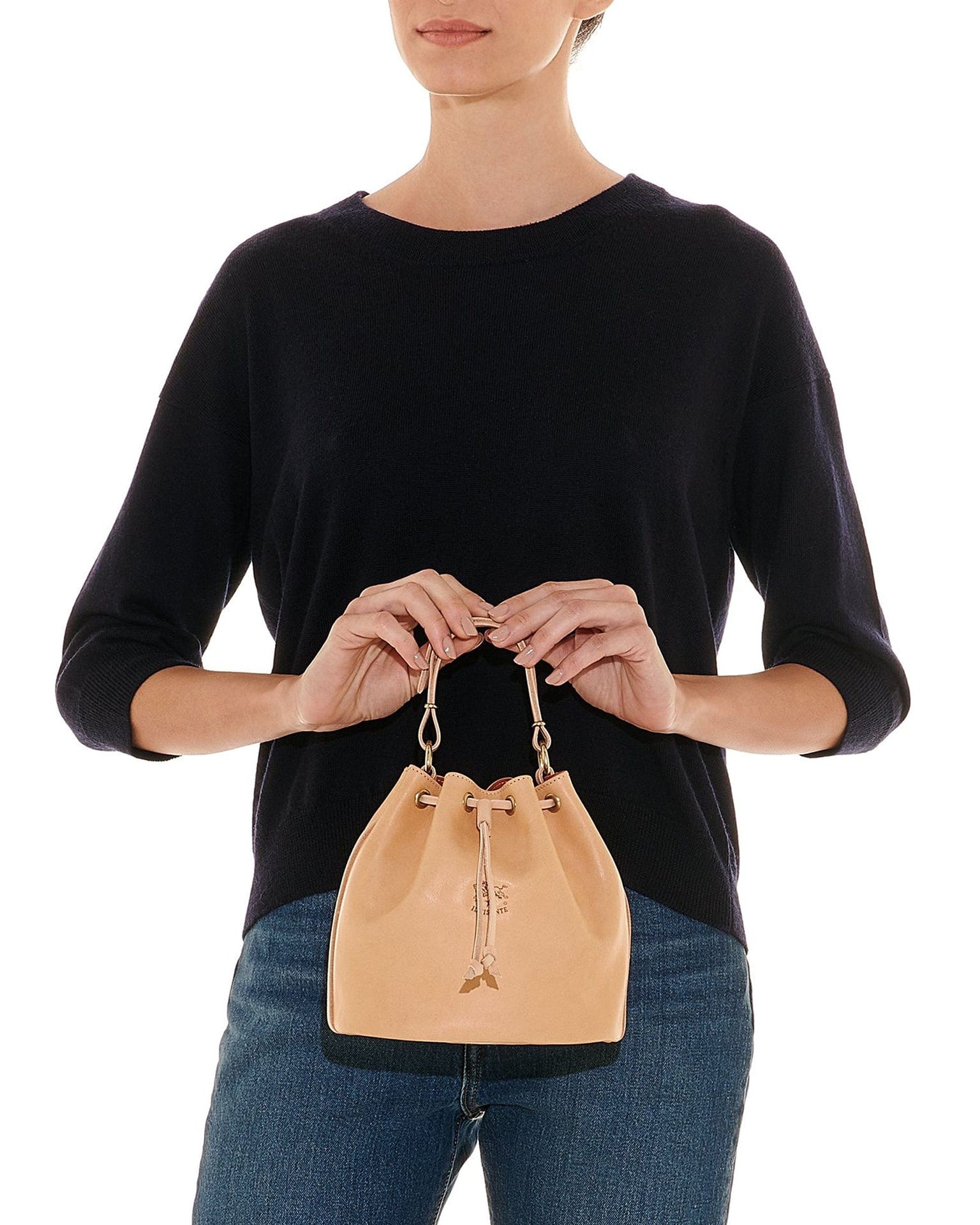 IL BISONTE Classic Bucket in Naturale w/ Brass Hardware