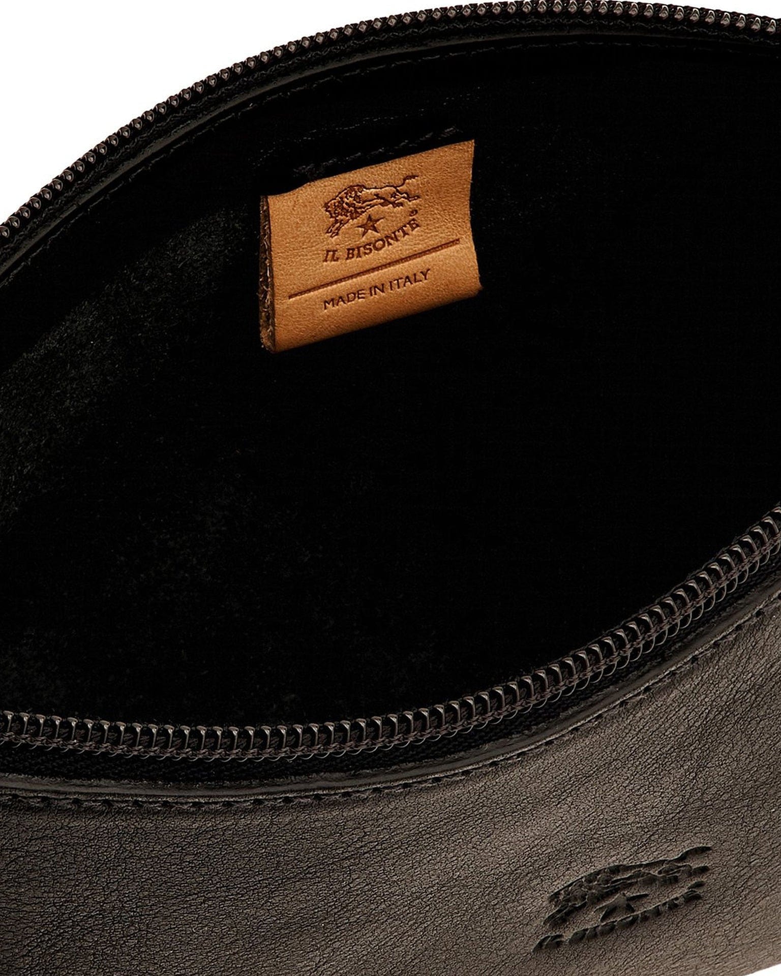 IL BISONTE Salina Shoulder in Nero w/ Brass Hardware