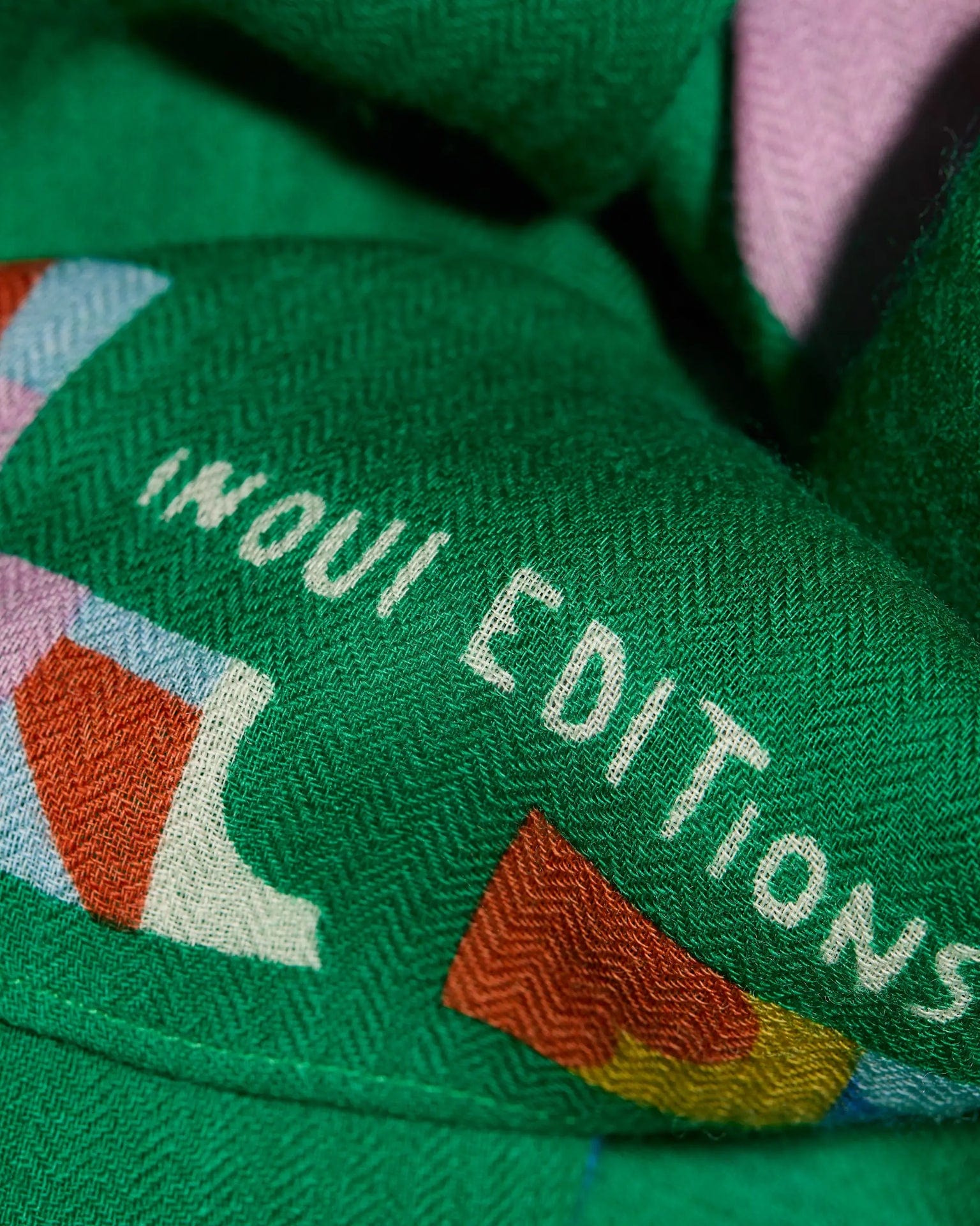 Inoui Editions Square / Carre 130 Jean Lou in Green