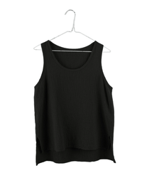 It is well LA Clothing Sleeveless Gauze Top in Black