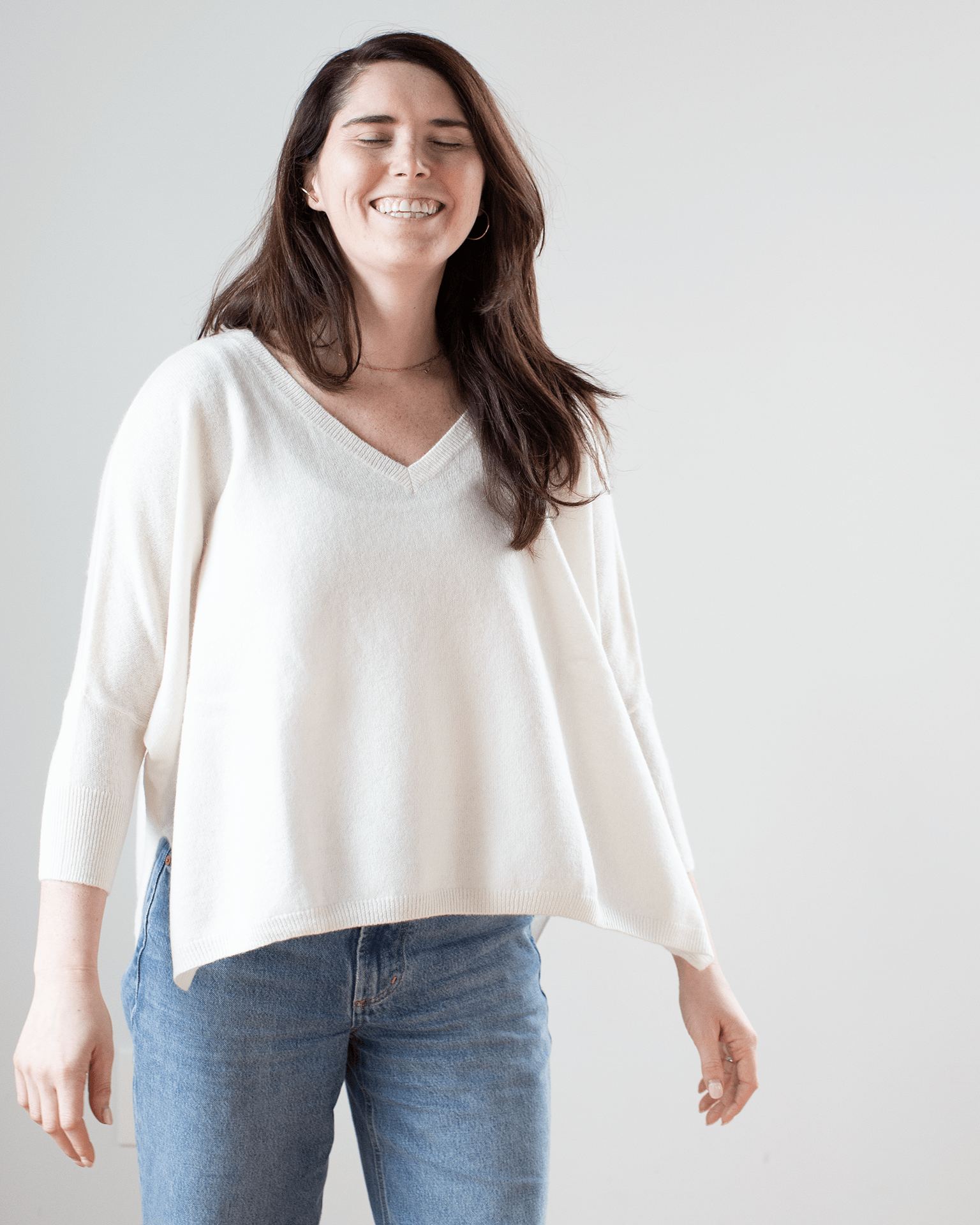 Minie V Neck in Blanc