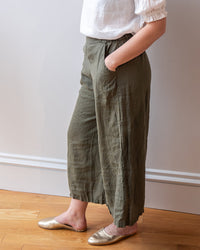 LLEA BLUE Cropped Becca Wide Leg Pant in Army Linen 4 - Bliss Boutiques