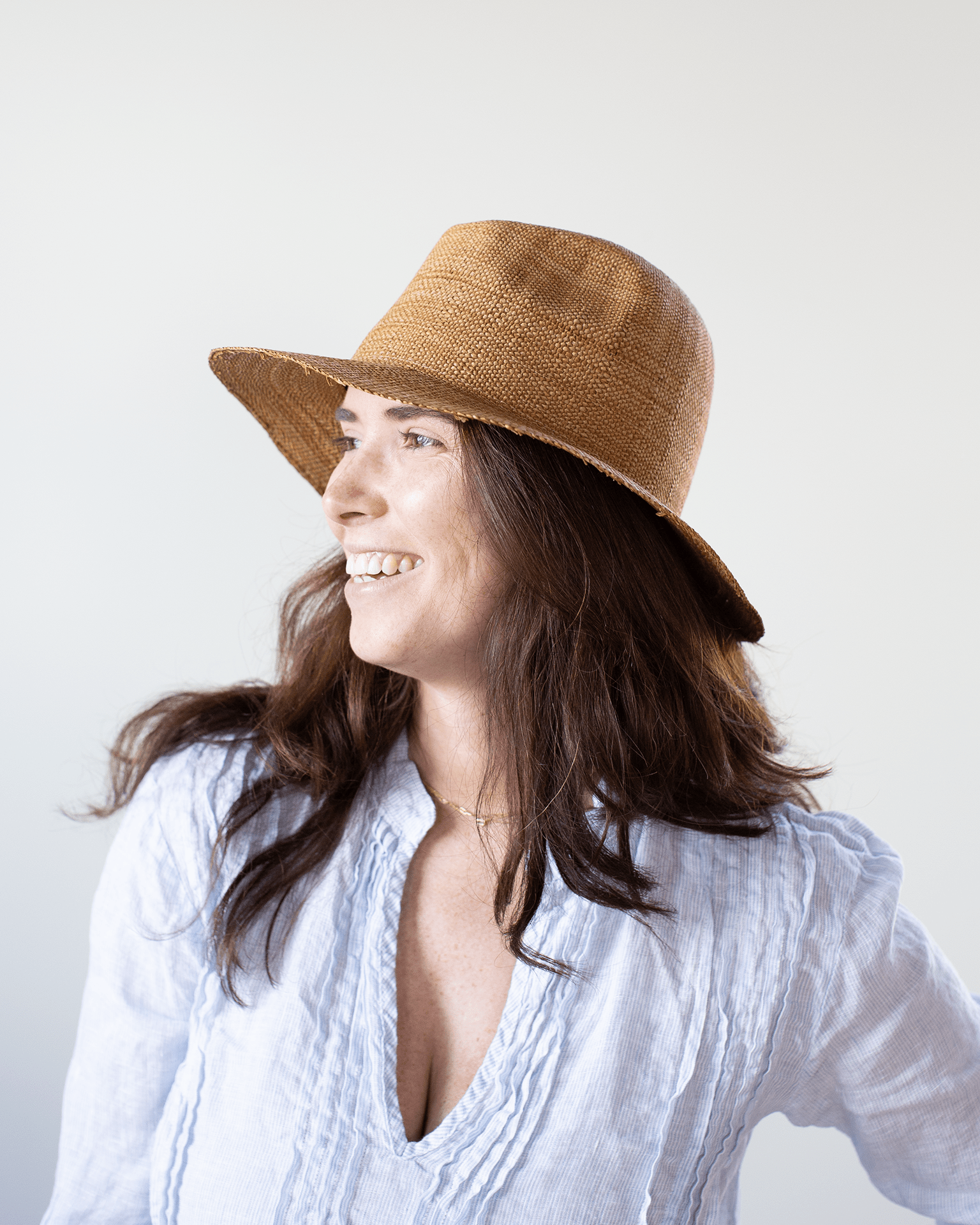 Lola Hats No. 3 in Tobacco