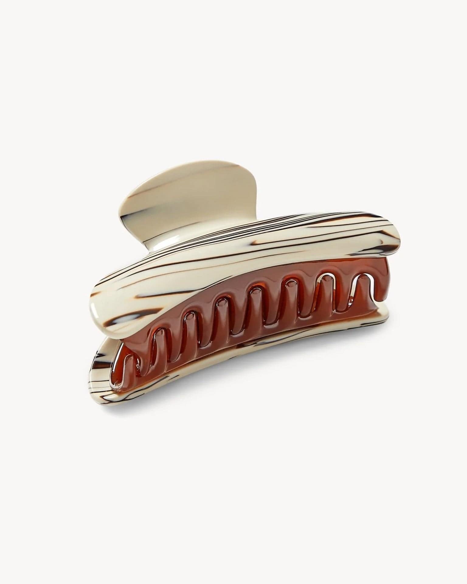 Machete Accessories Grande Heirloom Claw in Ganache