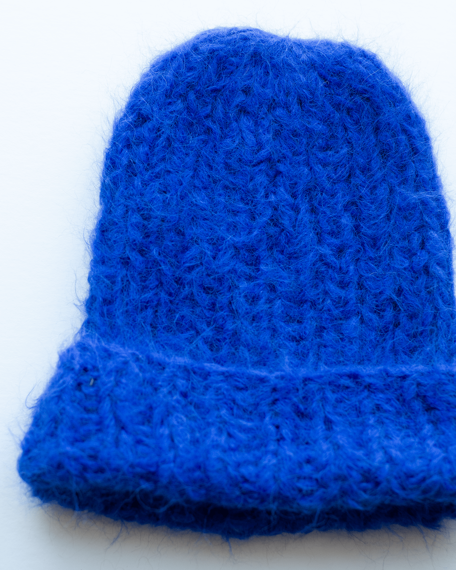Maiami Shaggy Alpaca Hat in Electric Blue
