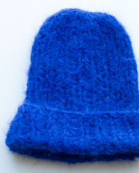 Maiami Shaggy Alpaca Hat in Electric Blue