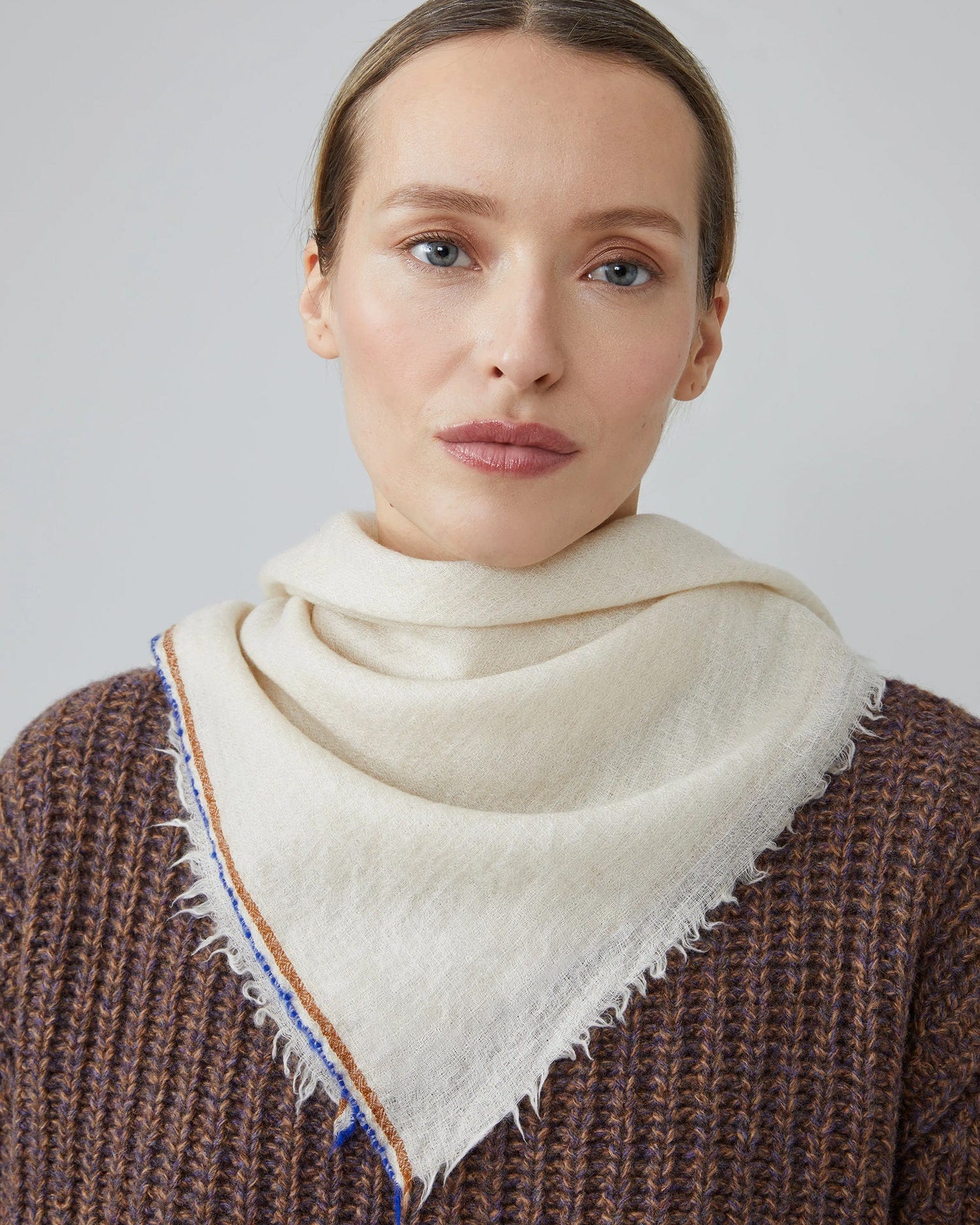 Moismont Ida Wool Square Scarf No 792 in Paper