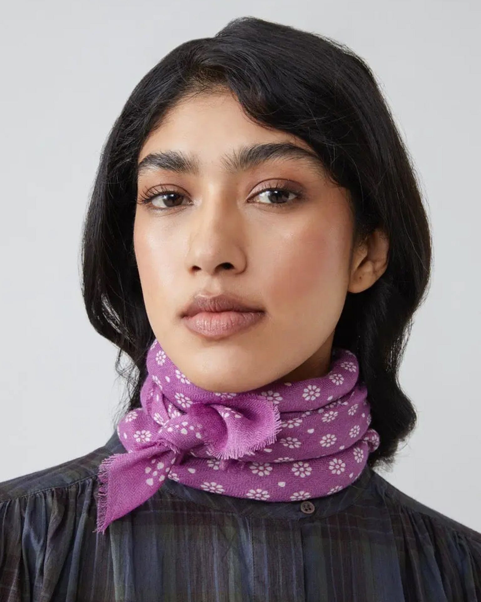 Moismont Olaf Wool Square Scarf No 676 in Azalea